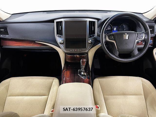 Toyota CROWN SEDAN 2013-03 8207058-1