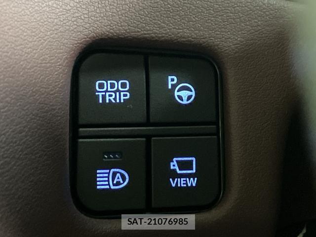 Toyota CROWN SEDAN 2021-01 8207037-13