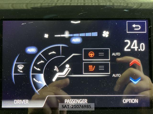 Toyota CROWN SEDAN 2021-01 8207037-14