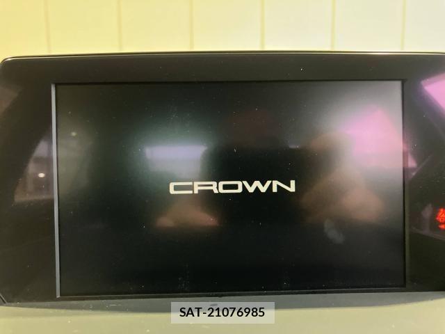 Toyota CROWN SEDAN 2021-01 8207037-5