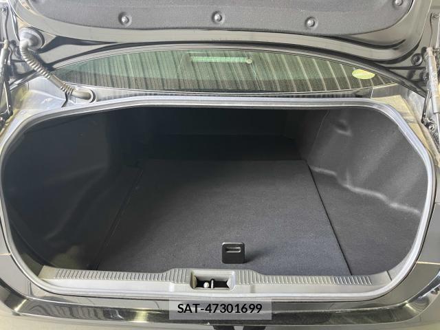 Toyota CROWN SEDAN 2018-09 8207031-20