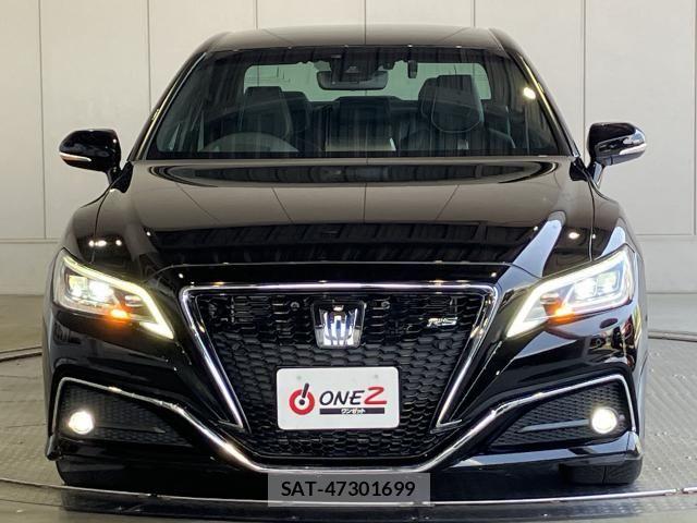 Toyota CROWN SEDAN 2018-09 8207031-25