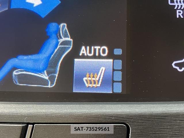 Toyota CROWN SEDAN 2016-01 8207057-3