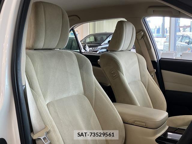 Toyota CROWN SEDAN 2016-01 8207057-7
