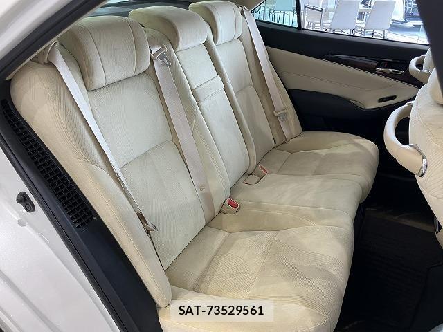 Toyota CROWN SEDAN 2016-01 8207057-8