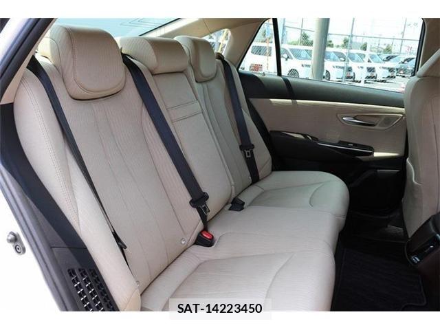 Toyota CROWN SEDAN 2018-08 8207044-15