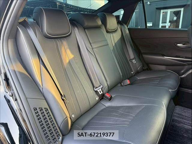 Toyota CROWN SEDAN 2018-12 8207055-15