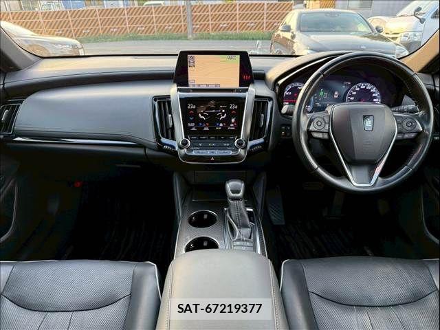 Toyota CROWN SEDAN 2018-12 8207055-16