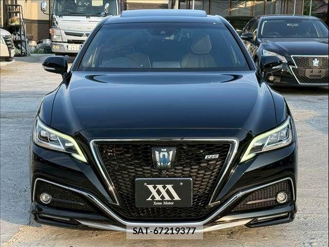 Toyota CROWN SEDAN 2018-12 8207055-1
