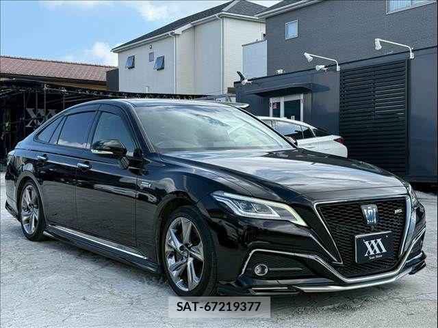 Toyota CROWN SEDAN 2018-12 8207055-3