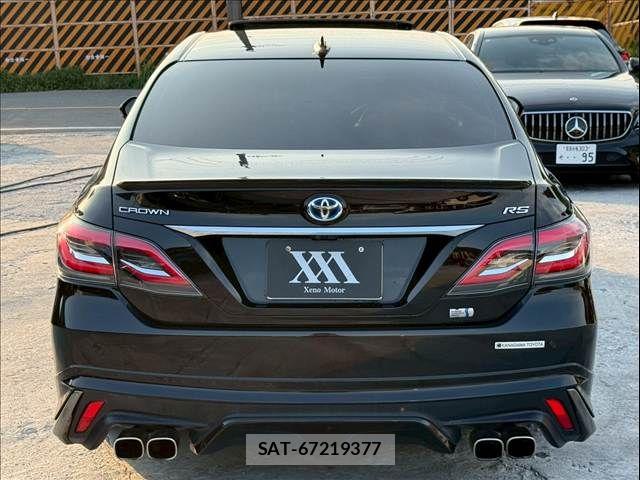 Toyota CROWN SEDAN 2018-12 8207055-6