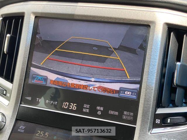 Toyota CROWN SEDAN 2013-07 8207061-5