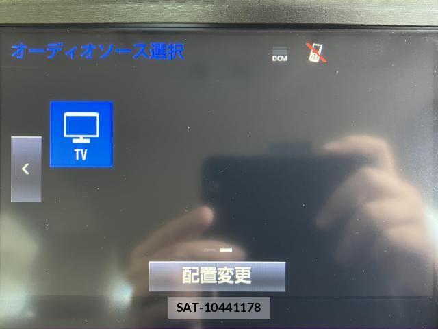 Toyota CROWN SEDAN 2018-04 8207038-9