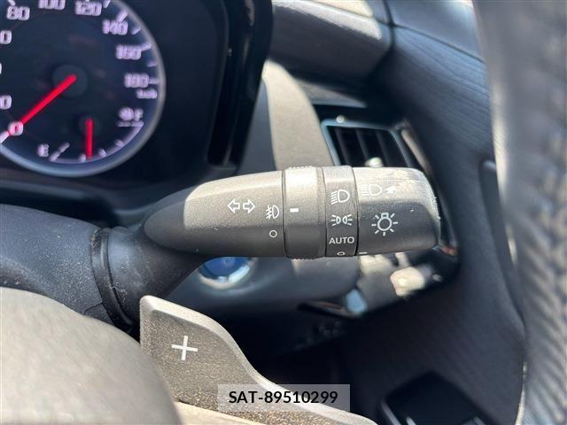 Toyota CROWN SEDAN 2019-06 8207047-26