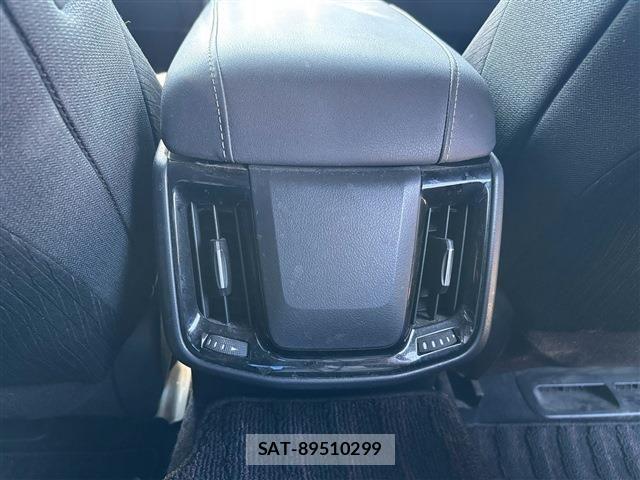 Toyota CROWN SEDAN 2019-06 8207047-28