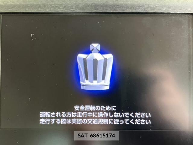 Toyota CROWN SEDAN 2013-04 8207056-6
