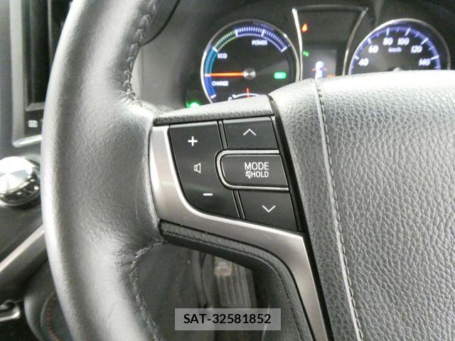 Toyota CROWN SEDAN 2014-01 8207059-18