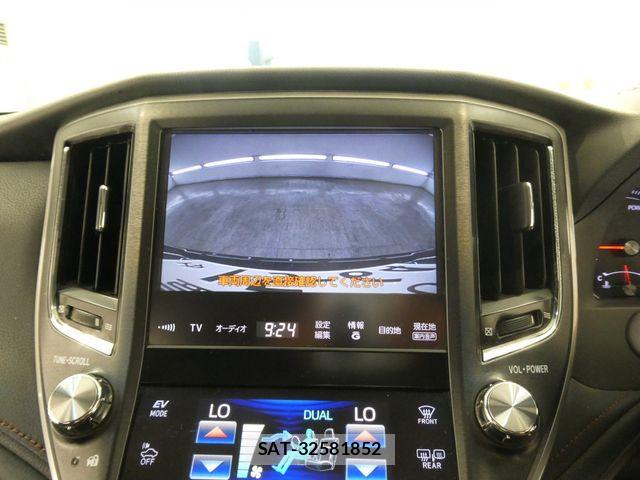 Toyota CROWN SEDAN 2014-01 8207059-24