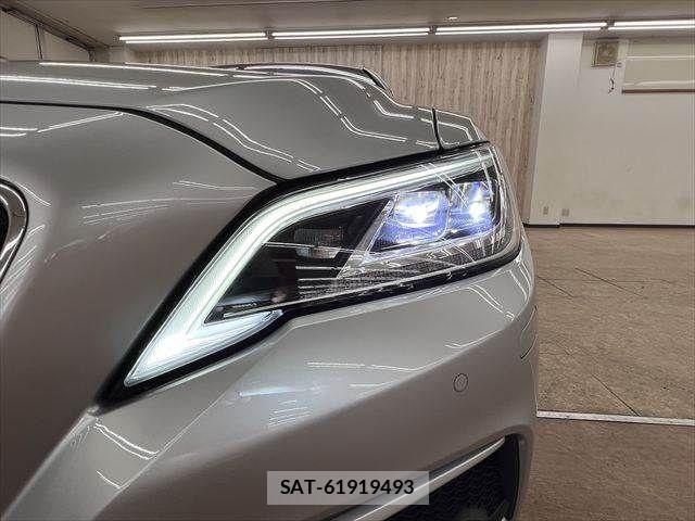 Toyota CROWN SEDAN 2019-02 8207051-10