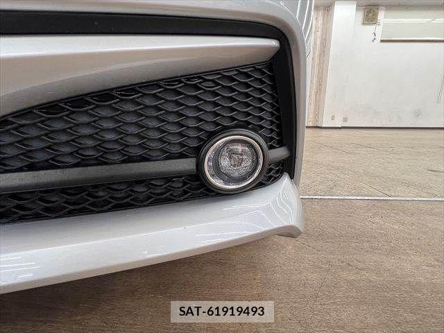 Toyota CROWN SEDAN 2019-02 8207051-21