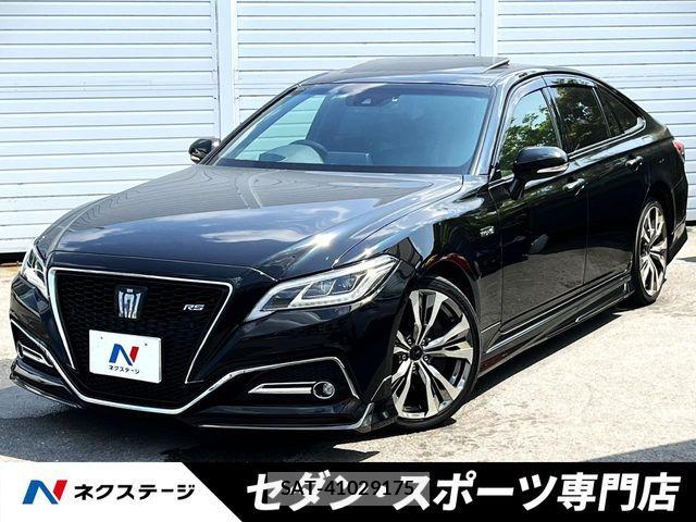 Toyota CROWN SEDAN 2018-11 8207026-0