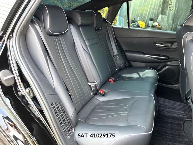 Toyota CROWN SEDAN 2018-11 8207026-13