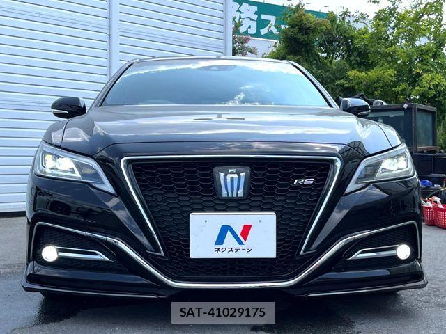 Toyota CROWN SEDAN 2018-11 8207026-15