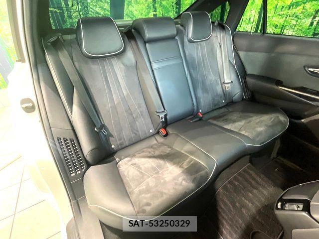 Toyota CROWN SEDAN 2018-07 8207040-9
