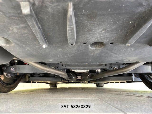Toyota CROWN SEDAN 2018-07 8207040-19