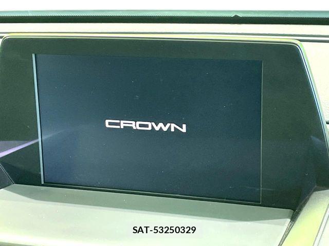 Toyota CROWN SEDAN 2018-07 8207040-2