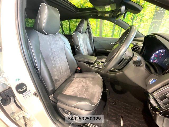 Toyota CROWN SEDAN 2018-07 8207040-8