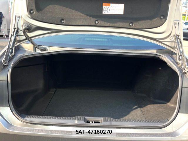 Toyota CROWN SEDAN 2021-10 8207025-12