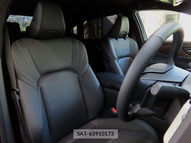Toyota CROWN SEDAN 2026-01 8207022-11
