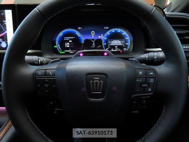 Toyota CROWN SEDAN 2026-01 8207022-17