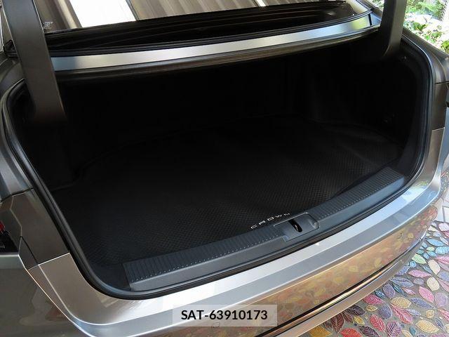 Toyota CROWN SEDAN 2026-01 8207022-25
