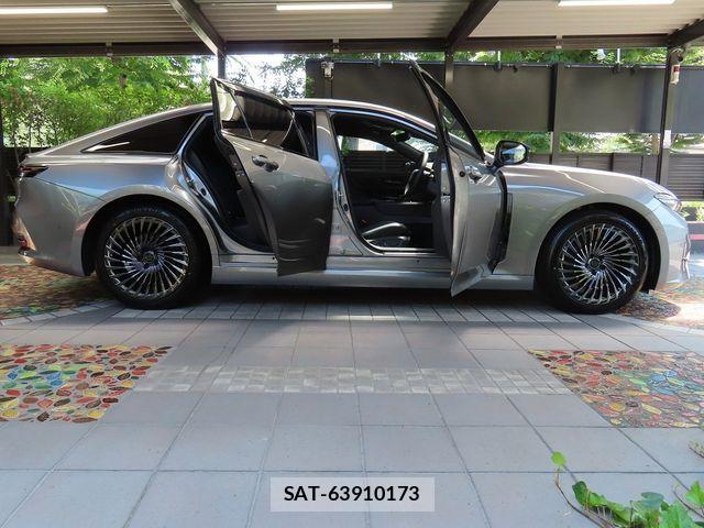 Toyota CROWN SEDAN 2026-01 8207022-8