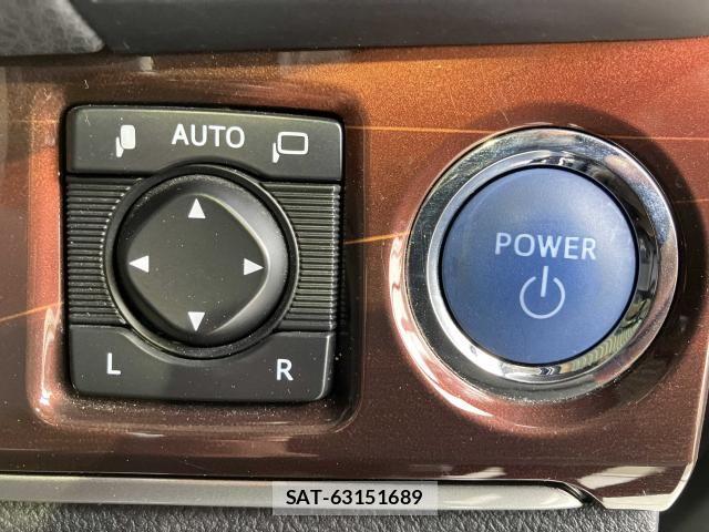 Toyota CROWN SEDAN 2014-10 8207053-15