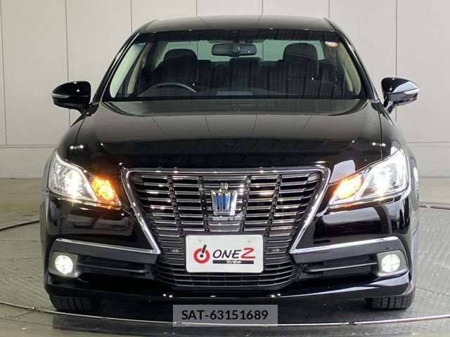 Toyota CROWN SEDAN 2014-10 8207053-25