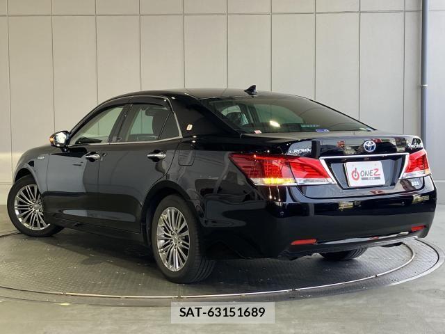 Toyota CROWN SEDAN 2014-10 8207053-29