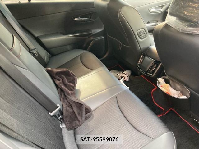 Toyota CROWN SEDAN 2020-05 8207039-12