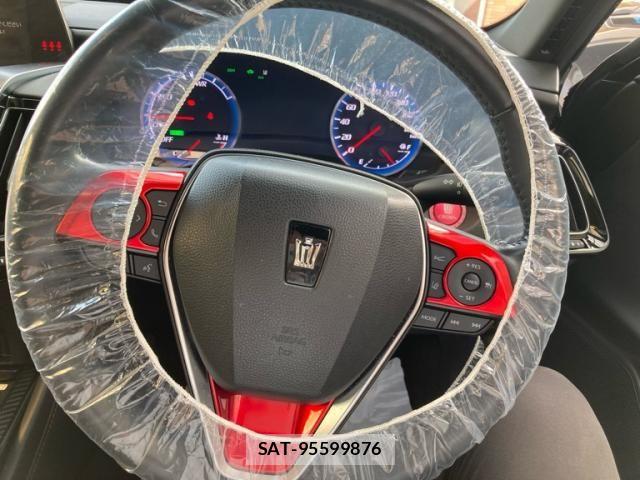 Toyota CROWN SEDAN 2020-05 8207039-16