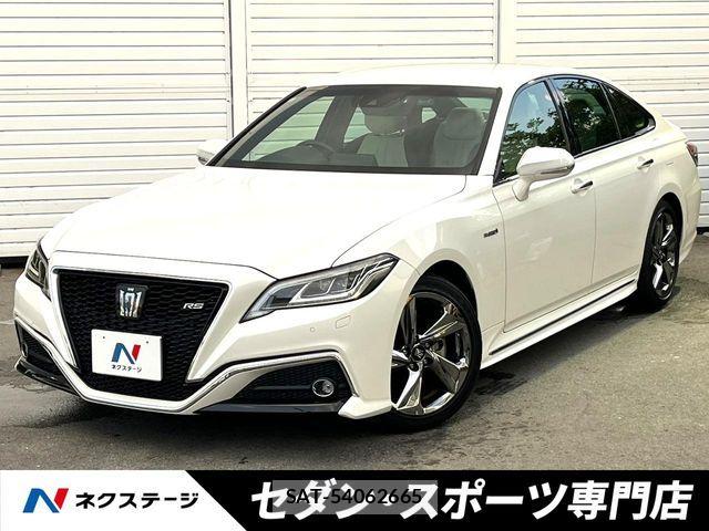 Toyota CROWN SEDAN 2019-09 8229411-0