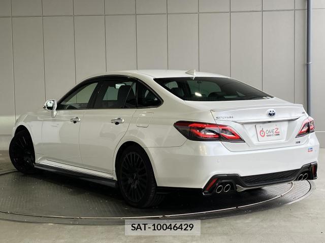 Toyota CROWN SEDAN 2021-03 8229408-28