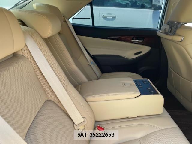 Toyota CROWN SEDAN 2015-03 8229422-10