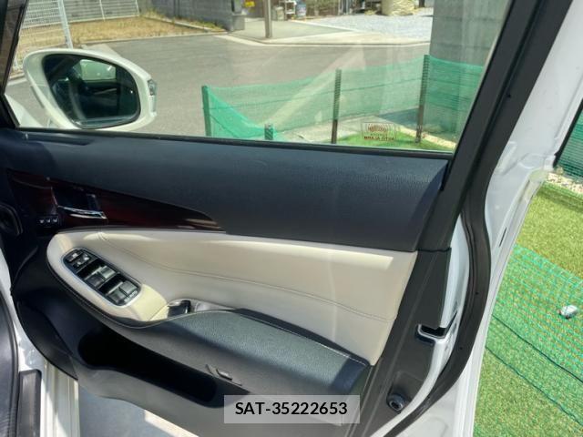 Toyota CROWN SEDAN 2015-03 8229422-14