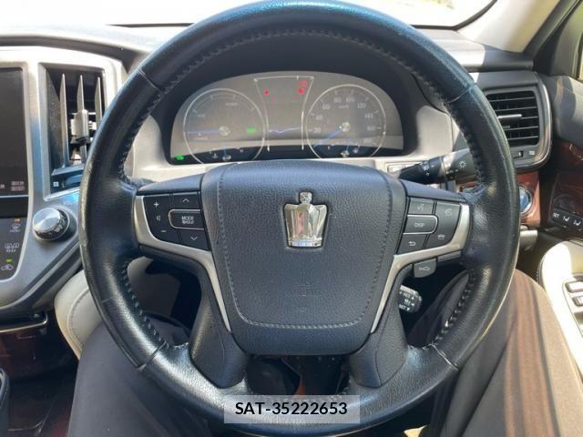 Toyota CROWN SEDAN 2015-03 8229422-18