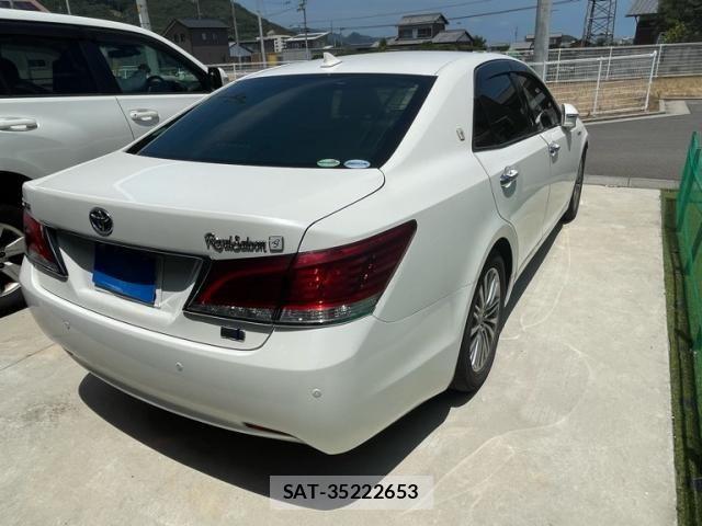 Toyota CROWN SEDAN 2015-03 8229422-2