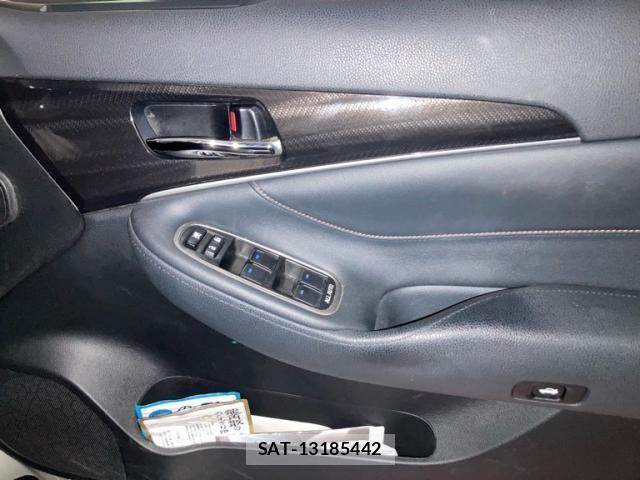 Toyota CROWN SEDAN 2015-07 8229420-23