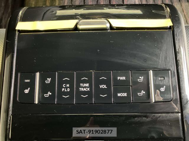 Toyota CROWN SEDAN 2018-11 8229414-19