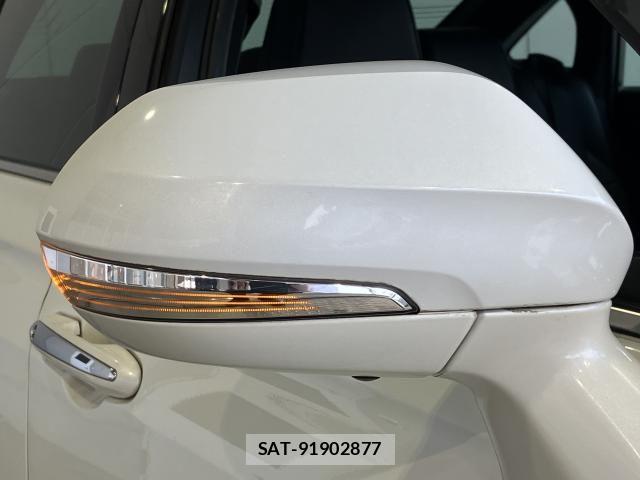 Toyota CROWN SEDAN 2018-11 8229414-4